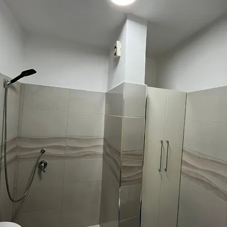 Apartment Astir *